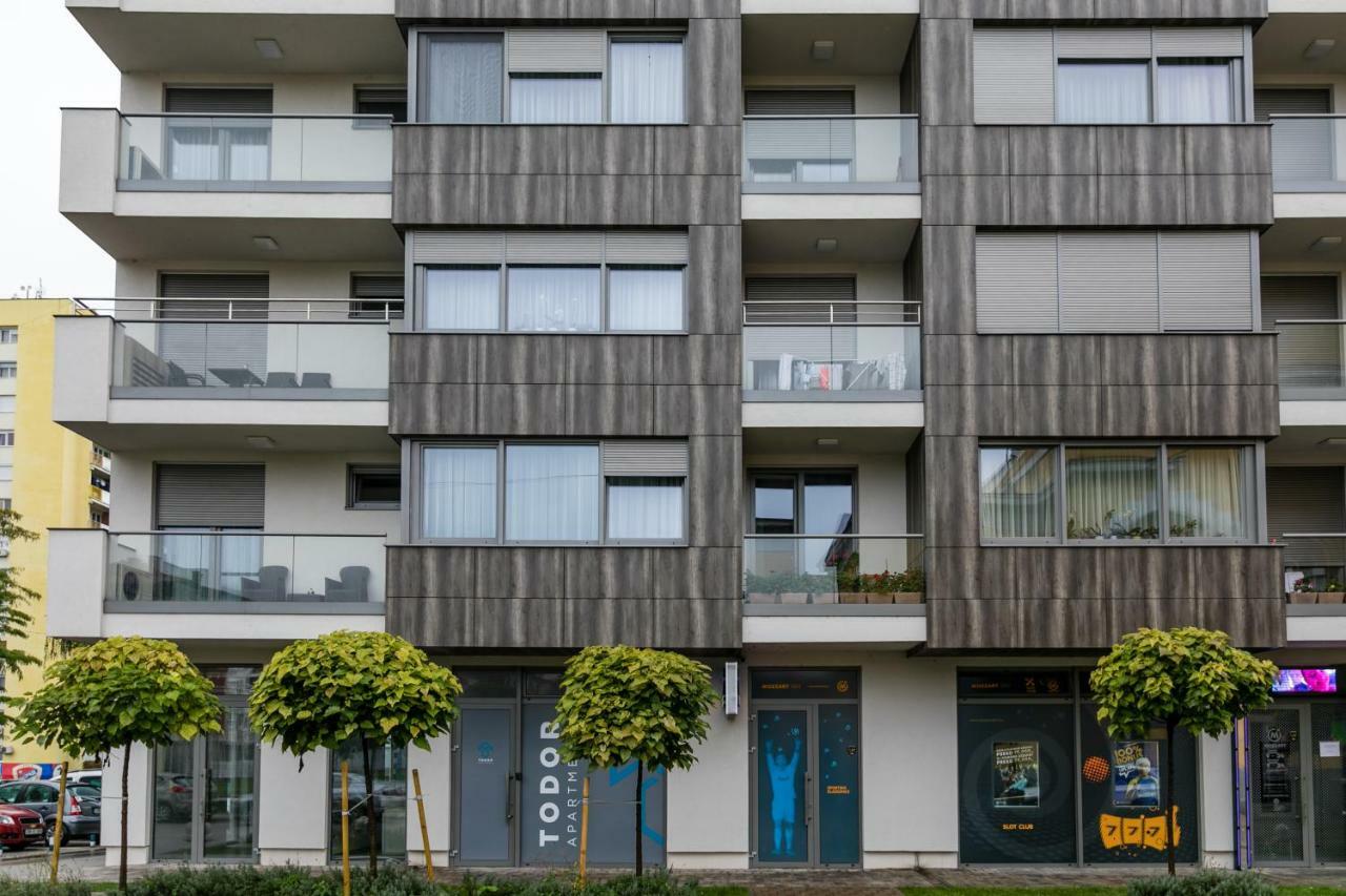 Todor Apartments Center บันยาลูกา ภายนอก รูปภาพ
